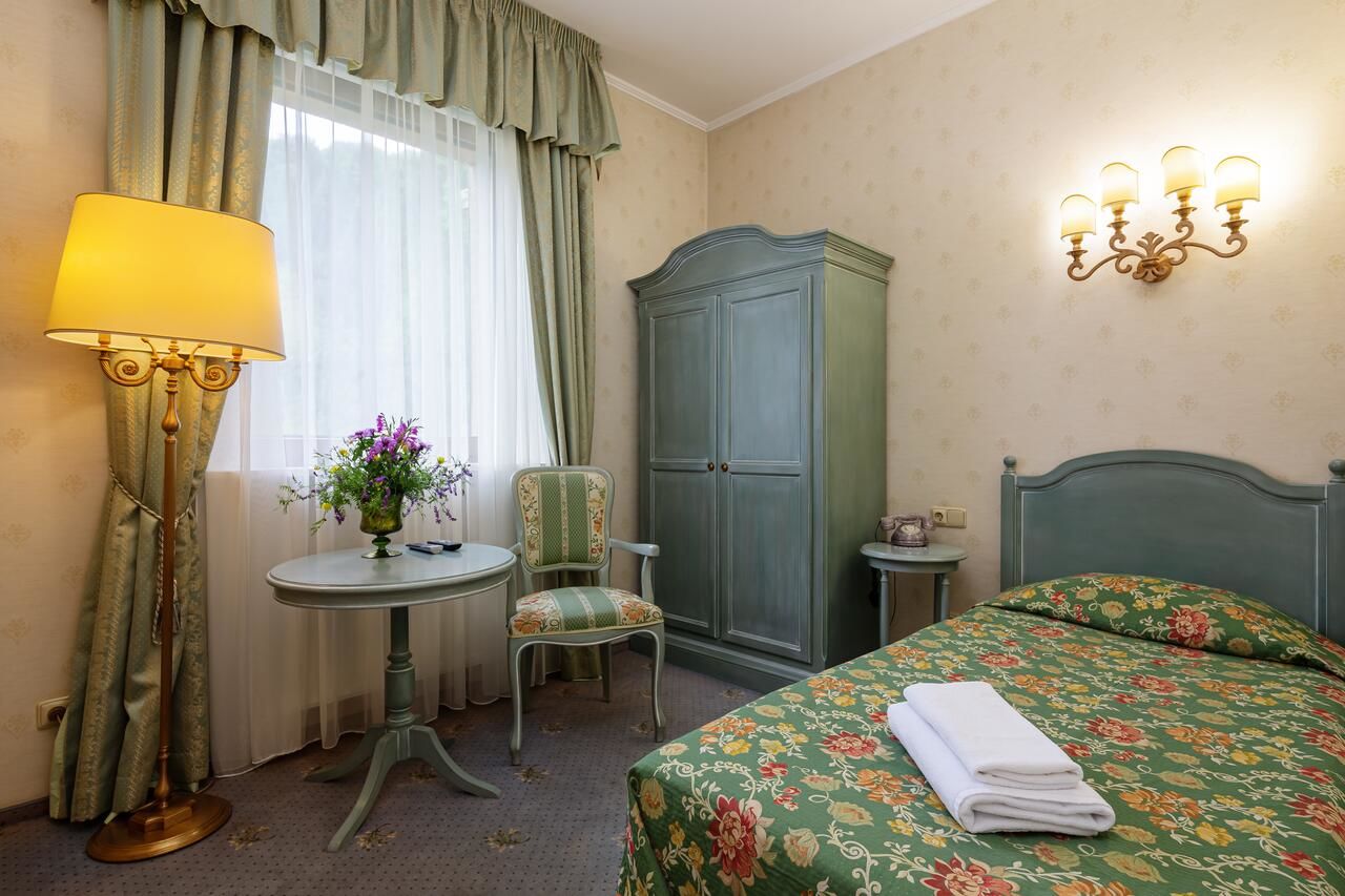 Отель Edelweiss Яремче